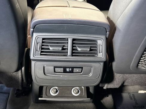 Used 2017 Audi Q7 3.0T Premium image 23