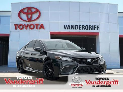 Used 2024 Toyota Camry XSE w/ Cold Weather Package FWD image 1