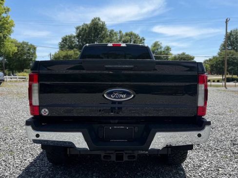 Used 2019 Ford F350 Lariat w/ Lariat Ultimate Package AWD/4WD image 6