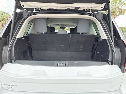 Used 2025 Ford Expedition Active image 12