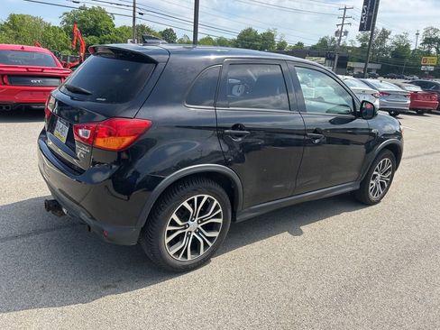 Used 2017 Mitsubishi Outlander Sport SE AWD/4WD image 7