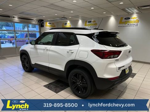 New 2026 Chevrolet TrailBlazer LT w/ Midnight Edition AWD/4WD image 15