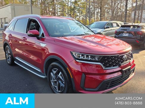 Used 2021 Kia Sorento S image 9