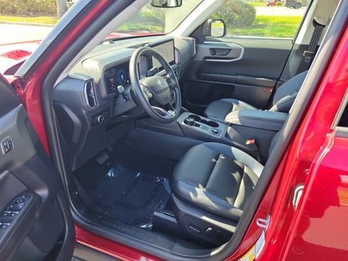 Certified 2025 Ford Bronco Sport Outer Banks w/ Outer Banks Tech Package+ AWD/4WD image 16