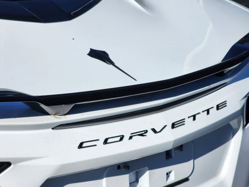 Used 2022 Chevrolet Corvette Stingray Premium Cpe w/ Z51 Performance Package image 11