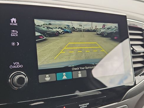 Used 2022 Honda Pilot Sport image 25