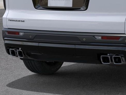 New 2027 Chevrolet Traverse LT w/ Midnight/Sport Edition FWD image 14