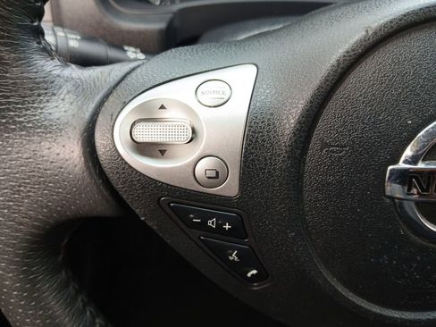 Used 2018 Nissan Versa Note SR image 10