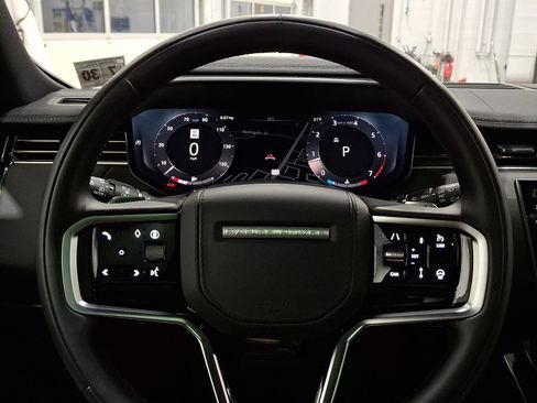 Certified 2025 Land Rover Range Rover Sport S image 19