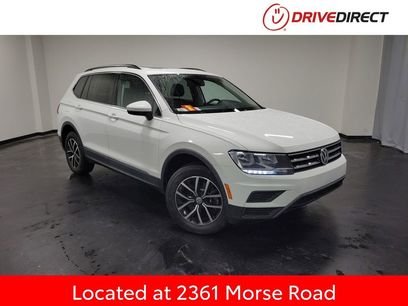 Used 2021 Volkswagen Tiguan SE w/ Panoramic Sunroof Package