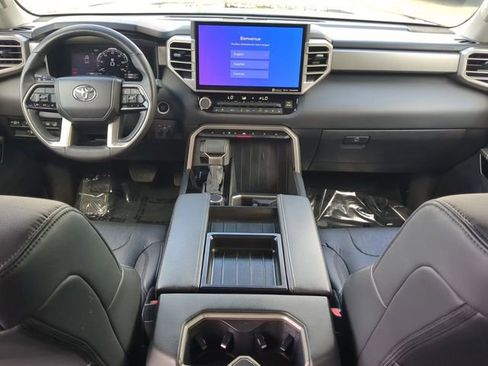 Used 2024 Toyota Tundra Limited AWD/4WD image 15