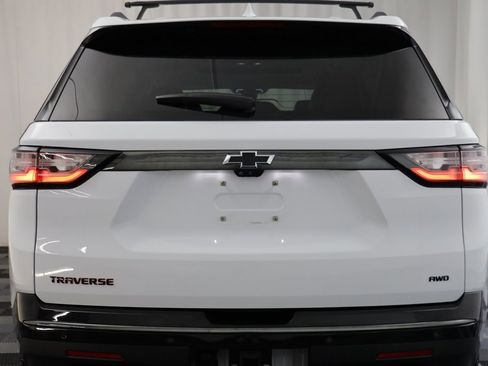 Used 2021 Chevrolet Traverse Premier w/ Redline Edition image 18