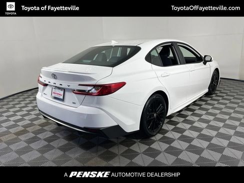 Certified 2025 Toyota Camry SE FWD image 5