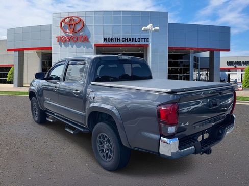 Used 2018 Toyota Tacoma SR5 image 7