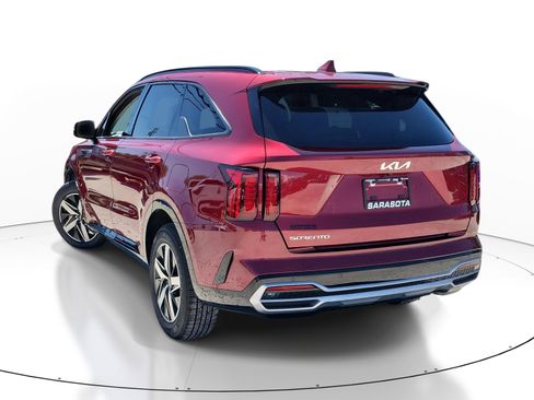 Used 2023 Kia Sorento S w/ Panoramic Sunroof Package FWD image 4
