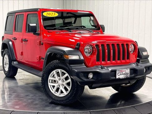 Used 2023 Jeep Wrangler Unlimited Sport AWD/4WD image 3