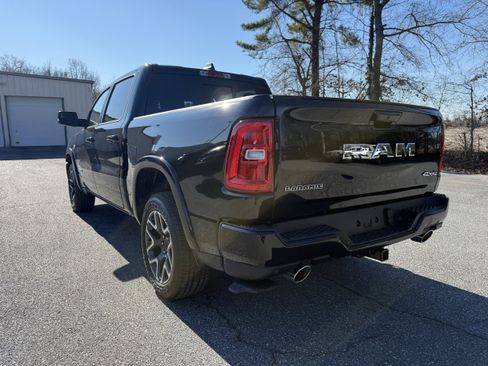 New 2026 RAM 1500 Laramie w/ Sport Appearance Package AWD/4WD image 5