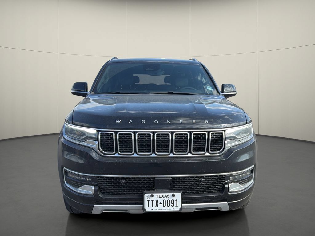 Used 2024 Jeep Wagoneer L Series II RWD image 2