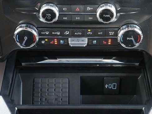 New 2026 Ford F250 King Ranch w/ Tremor Off-Road Package AWD/4WD image 22