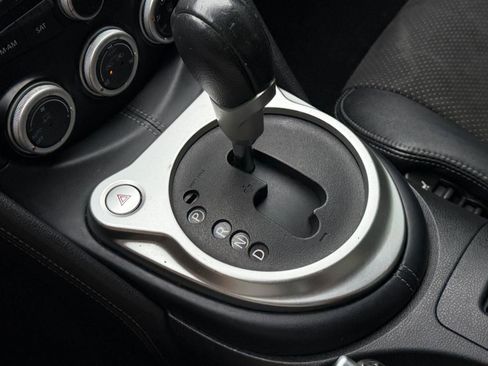 Used 2014 Nissan 370Z Touring w/ Sport Package image 26