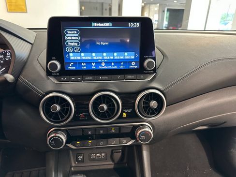 Used 2025 Nissan Sentra SV FWD image 17