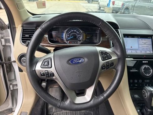 Used 2019 Ford Taurus Limited image 20