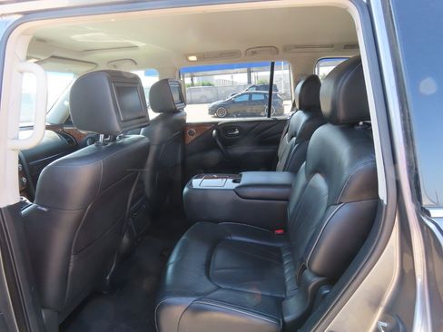 Used 2015 INFINITI QX80 2WD w/ Deluxe Technology Package image 22