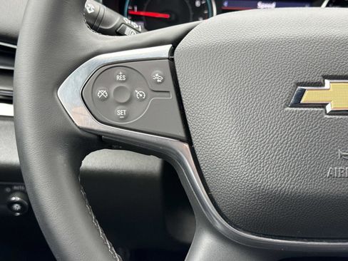 Used 2023 Chevrolet Traverse LT w/ LPO, Floor Liner Package image 8