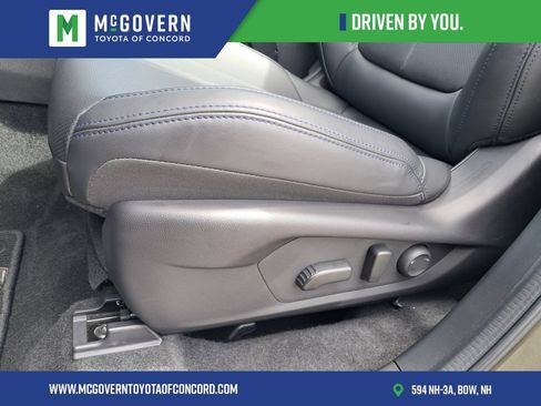 Used 2026 Subaru Forester Limited AWD/4WD image 17