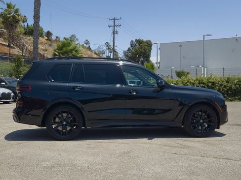 New 2027 BMW X7 xDrive40i w/ M Sport Package AWD/4WD image 4