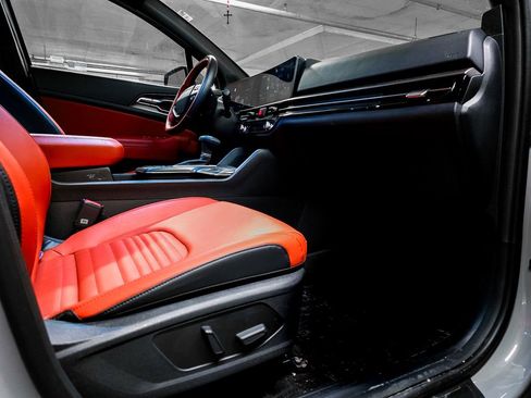 Used 2026 Kia Sportage SX image 35