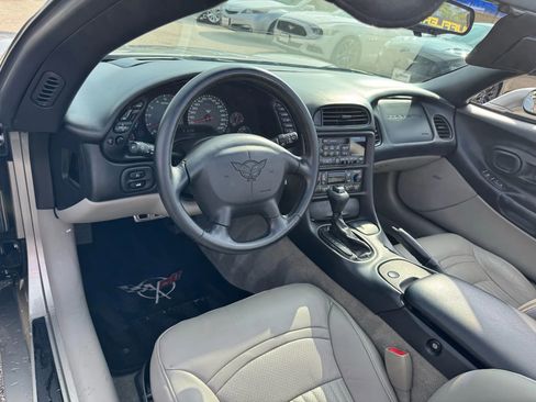 Used 2000 Chevrolet Corvette Convertible w/ Memory Pkg image 22