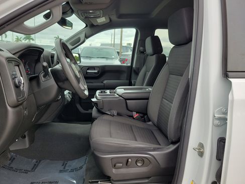 Used 2022 Chevrolet Silverado 1500 Custom RWD image 11