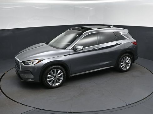 Certified 2022 INFINITI QX50 Essential FWD image 31