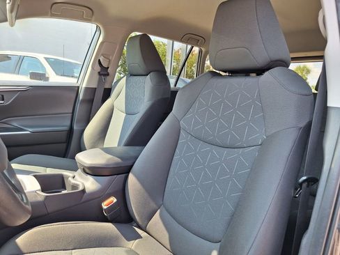 Used 2024 Toyota RAV4 XLE image 20