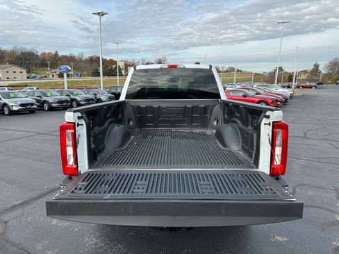 Certified 2024 Ford F250 XLT image 28