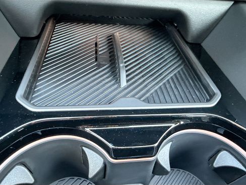 New 2026 BMW i5 eDrive40 image 30