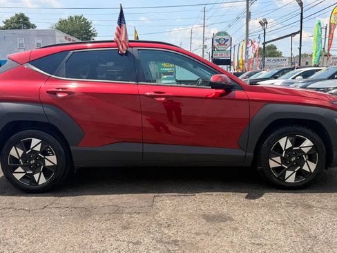 Used 2025 Hyundai Kona SEL FWD image 11