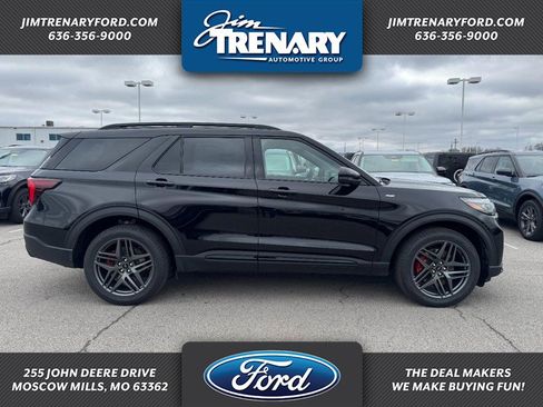 New 2026 Ford Explorer ST-Line w/ ST-Line Street Pack AWD/4WD image 1