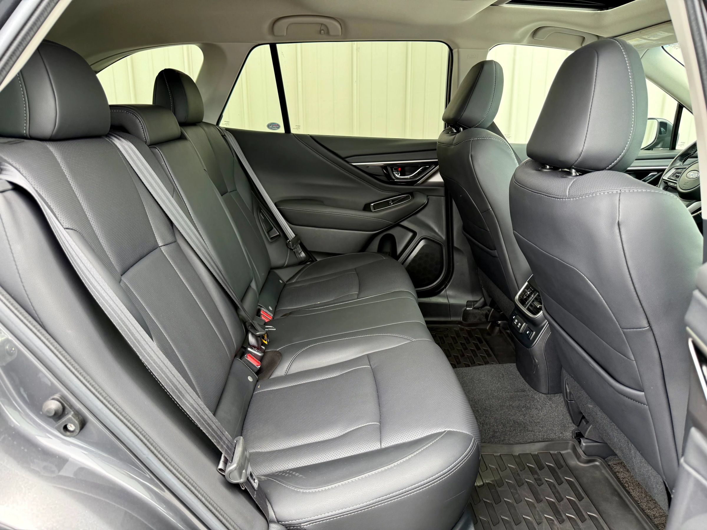 Used 2021 Subaru Outback Limited XT AWD/4WD image 37