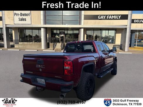 Used 2019 GMC Sierra 2500 Denali w/ Duramax Plus Package AWD/4WD image 9
