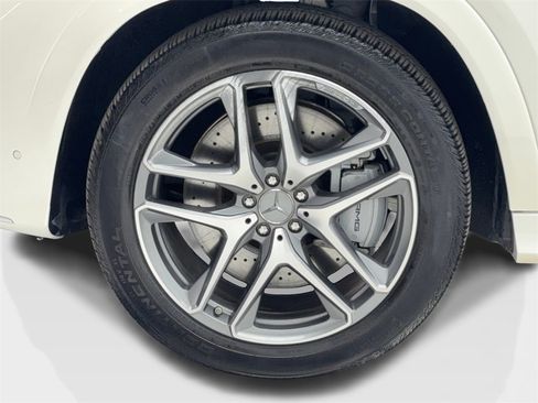 Used 2024 Mercedes-Benz GLE 53 AMG 4MATIC Coupe w/ Driver Assistance Package image 64