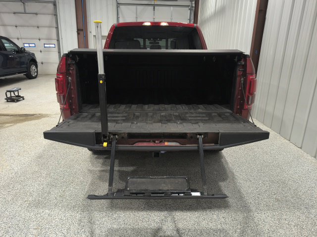 Used 2017 Ford F150 Lariat AWD/4WD image 22