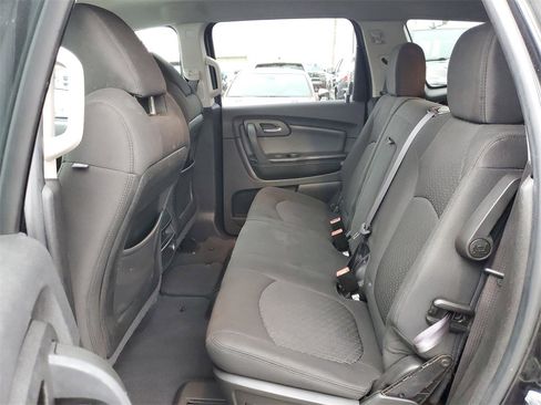 Used 2011 Chevrolet Traverse LT w/ Personal Connectivity Package image 11