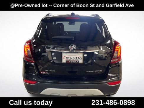 Used 2017 Buick Encore Essence AWD/4WD image 4