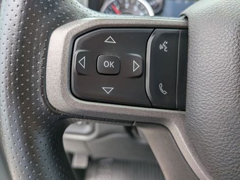 Used 2024 RAM 2500 Tradesman w/ Chrome Appearance Group AWD/4WD image 12