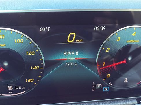 Used 2020 Mercedes-Benz GLB 250 4MATIC image 27