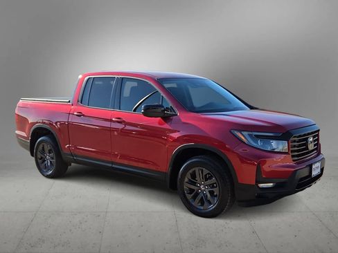 Used 2021 Honda Ridgeline Sport image 2