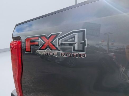 Used 2019 Ford F250 XLT w/ XLT Value Package AWD/4WD image 13