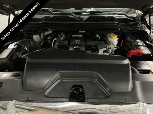 Used 2019 RAM 2500 Tradesman w/ Safety Group image 31